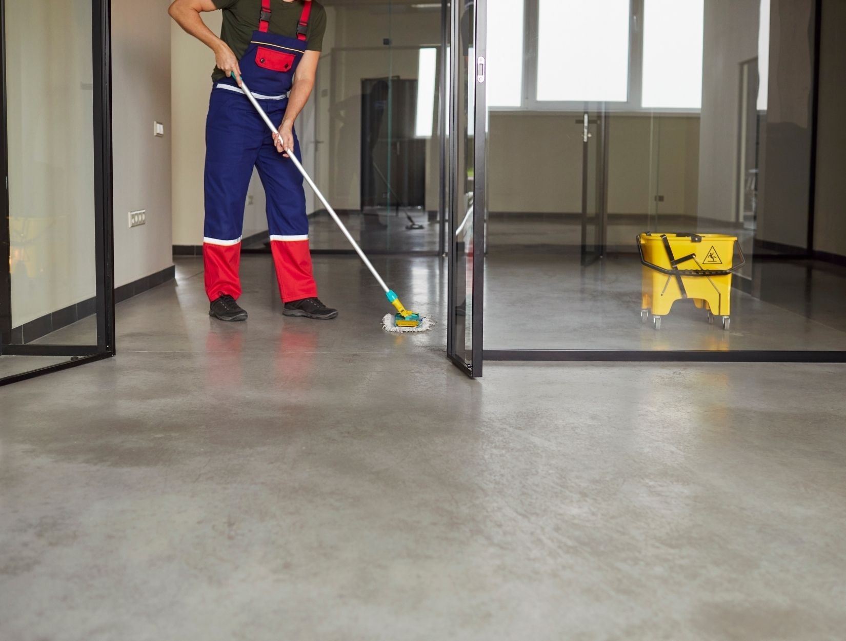 When Your Home Needs a Deep Cleaning Service